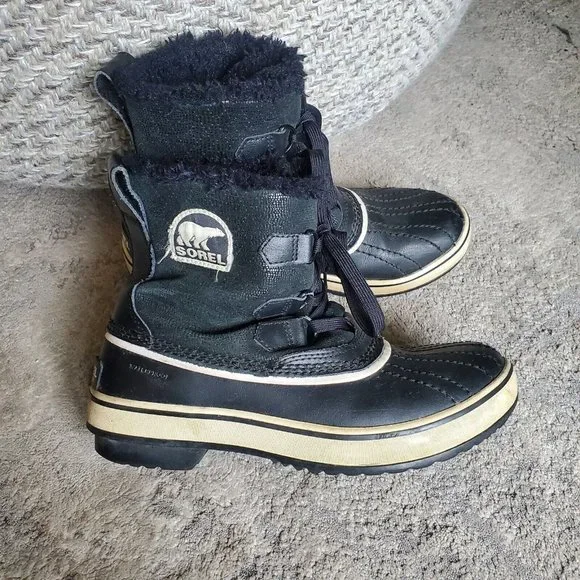 Sorel Boots Womens 7 Tivoli Snow Winter Black Leather Faux Fur Mid NL1631-010 - Picture 2 of 8